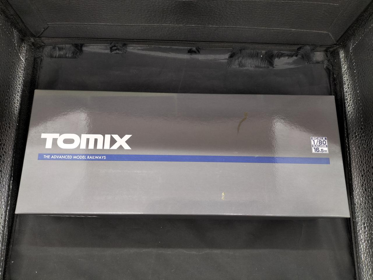 箱に日焼け、汚れあります