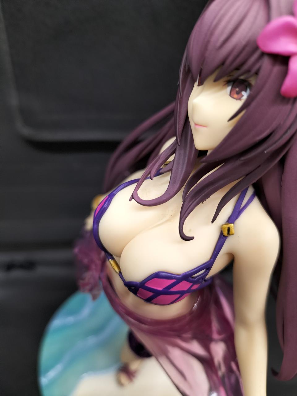 胸元に汚れあります