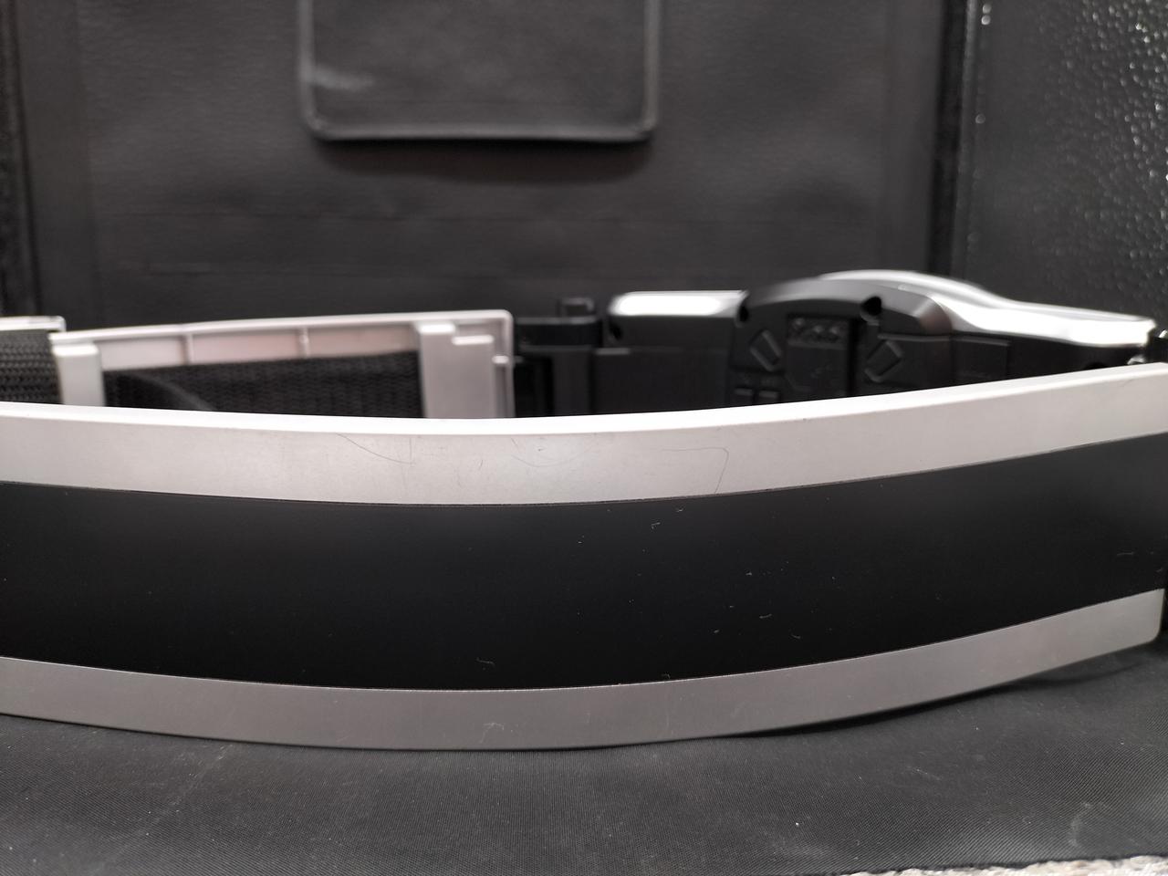 ベルト部分に傷