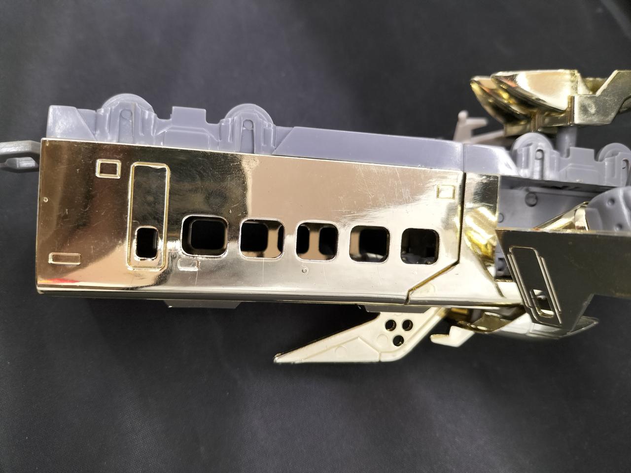 全体的に細かい傷あります