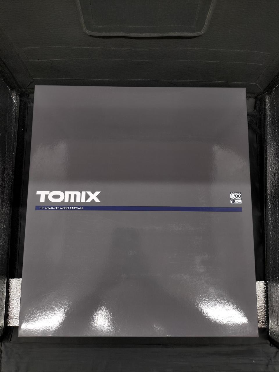 箱全体に痛み、汚れ