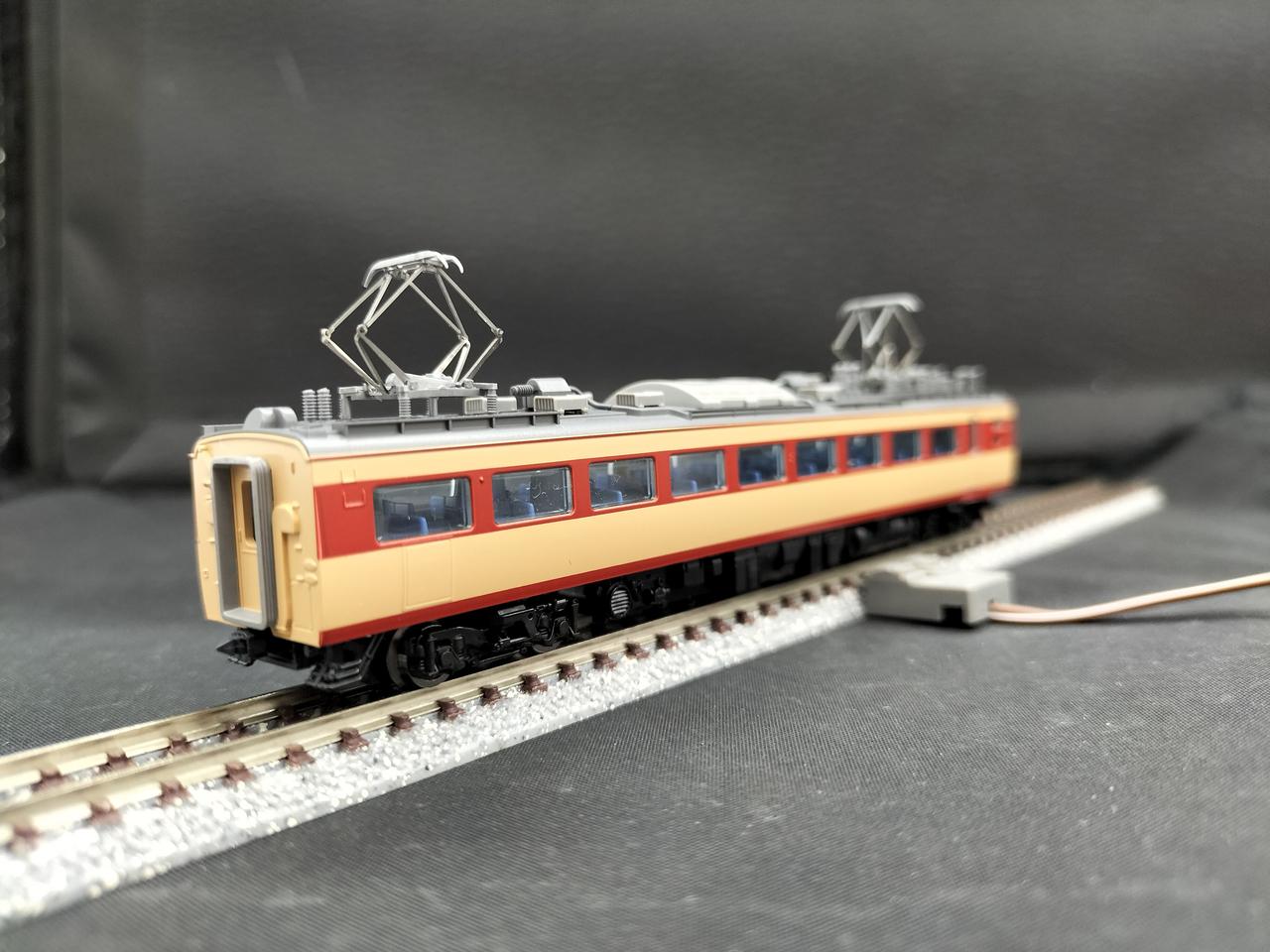 モーター動作OK、パンタグラフ展開します