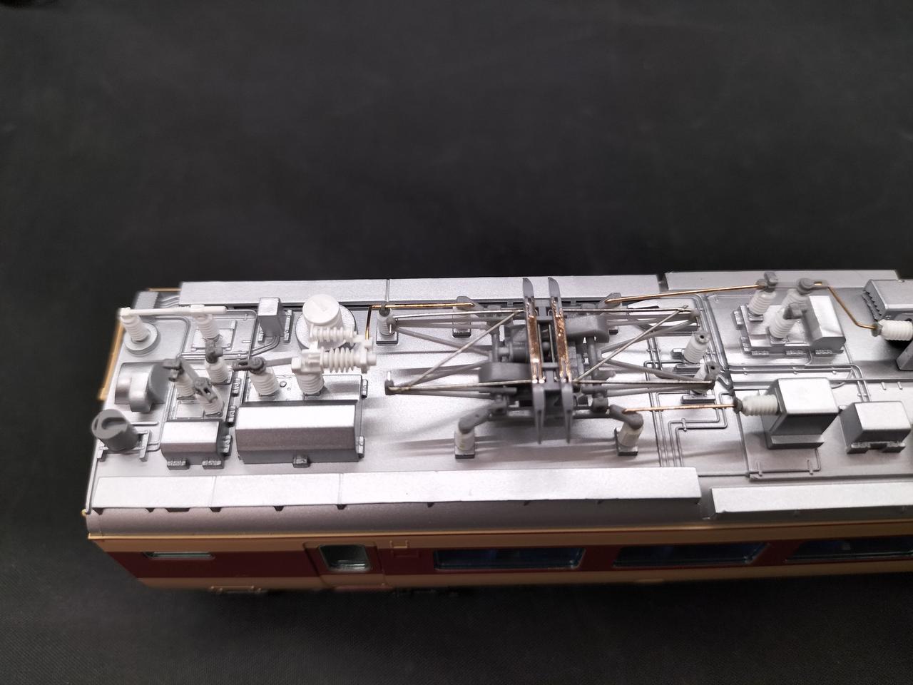 銅線部分に痛みあります