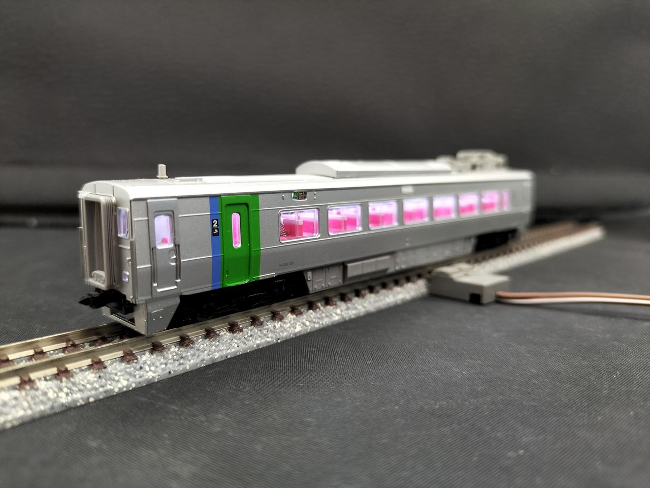 モーター動作OK、全車室内灯入ってます