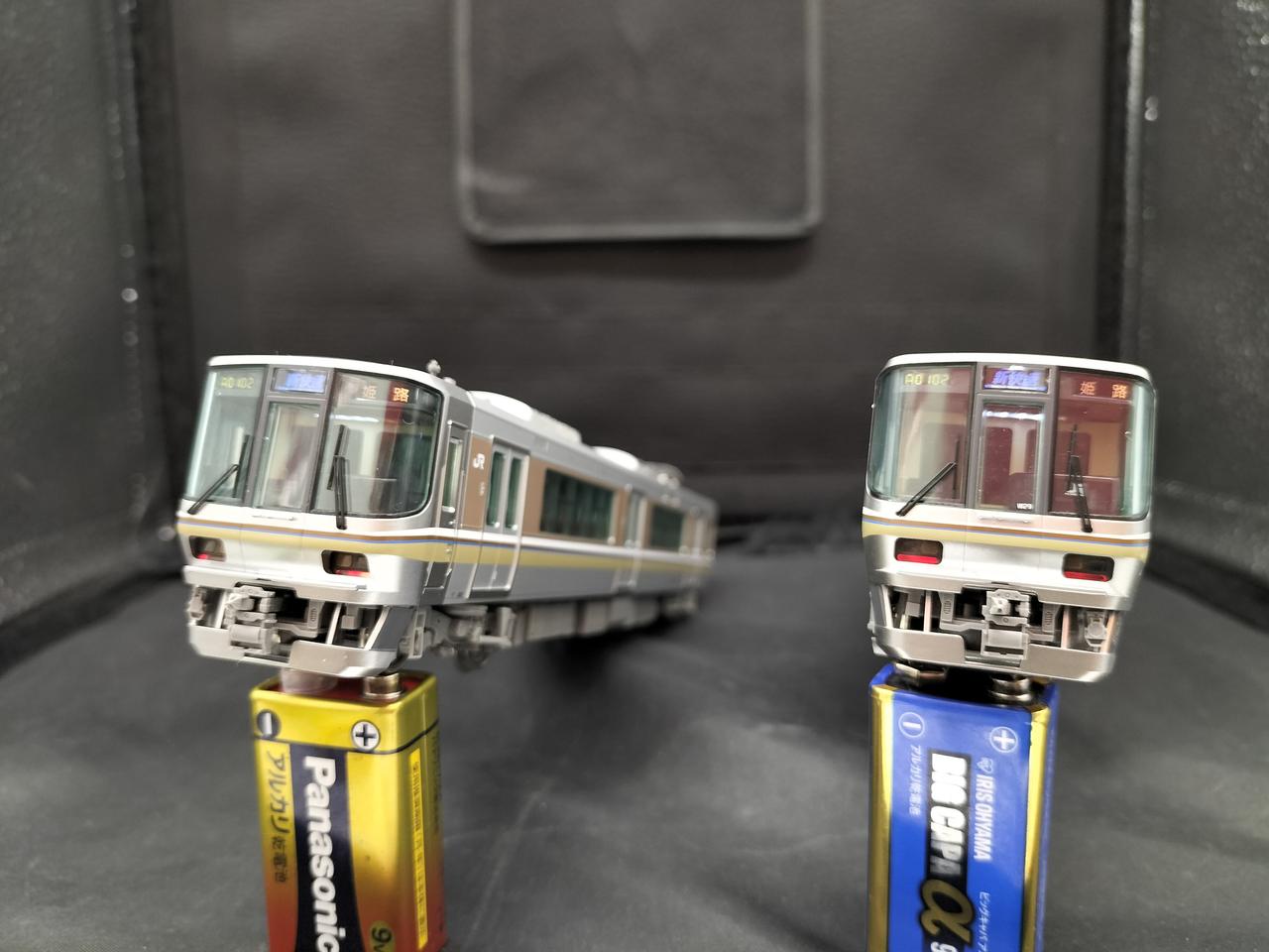 右の車両接触悪いです