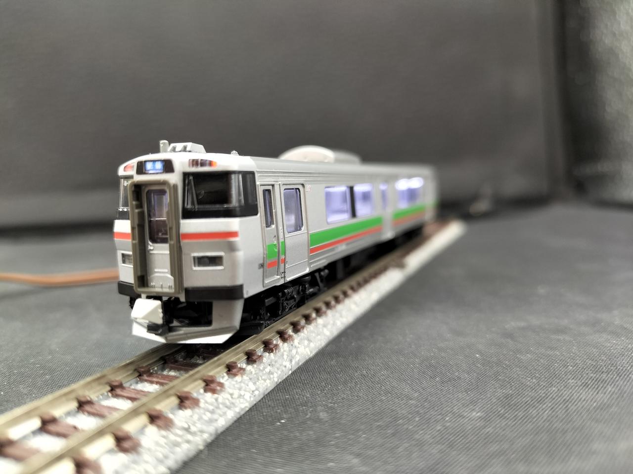 全ての車両室内灯ついてます