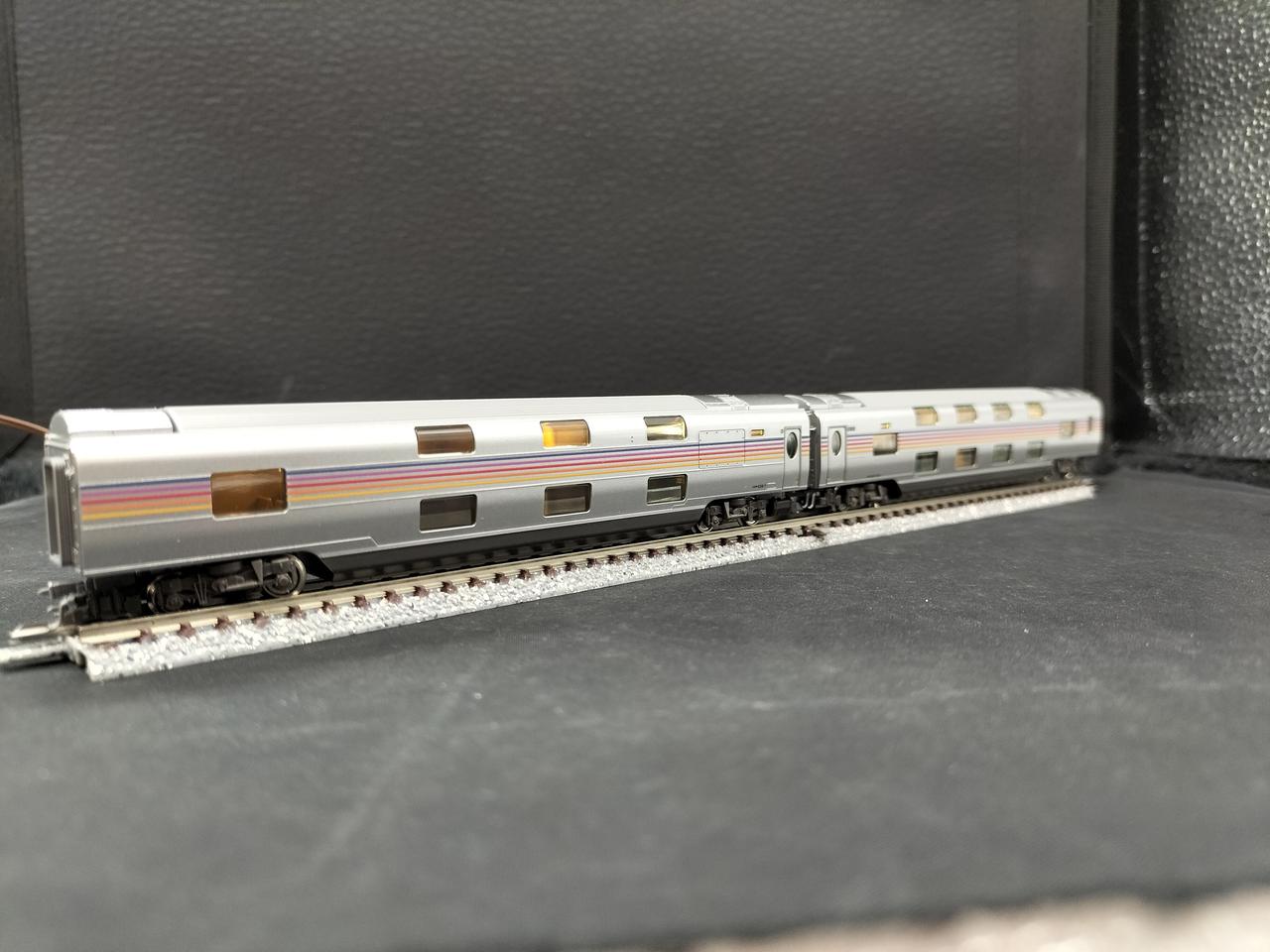 全ての車両に室内灯入ってます