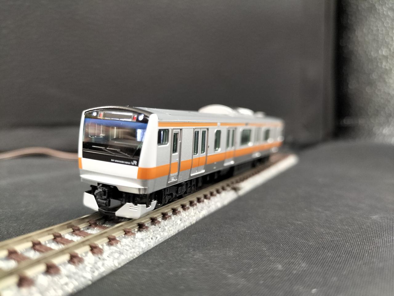 2両目先頭車ライト、テールOK