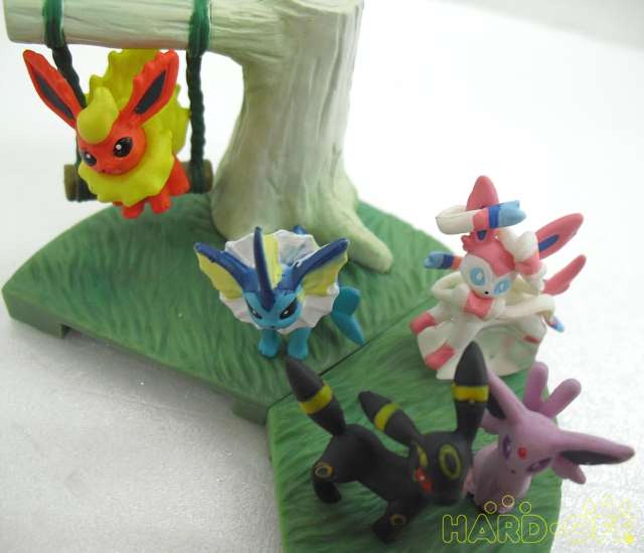 最高 イーブイシャワーズサンダースブースター 1 40フィギュア 立体ポケモン図鑑 ゲームキャラクター Www Civilservicegurukul Com