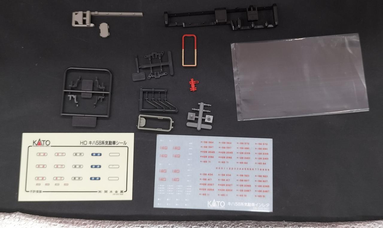 付属品の残りです、シールインレタ未使用
