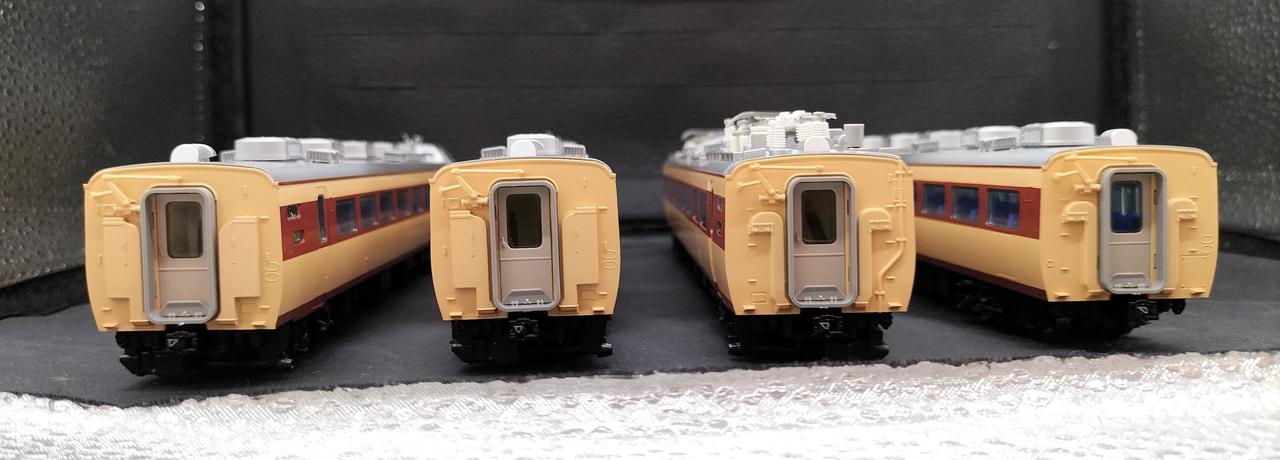 HOゲージ 485系特急電車 4両セット TOMIX】HOゲージ 485系 特急電車4両