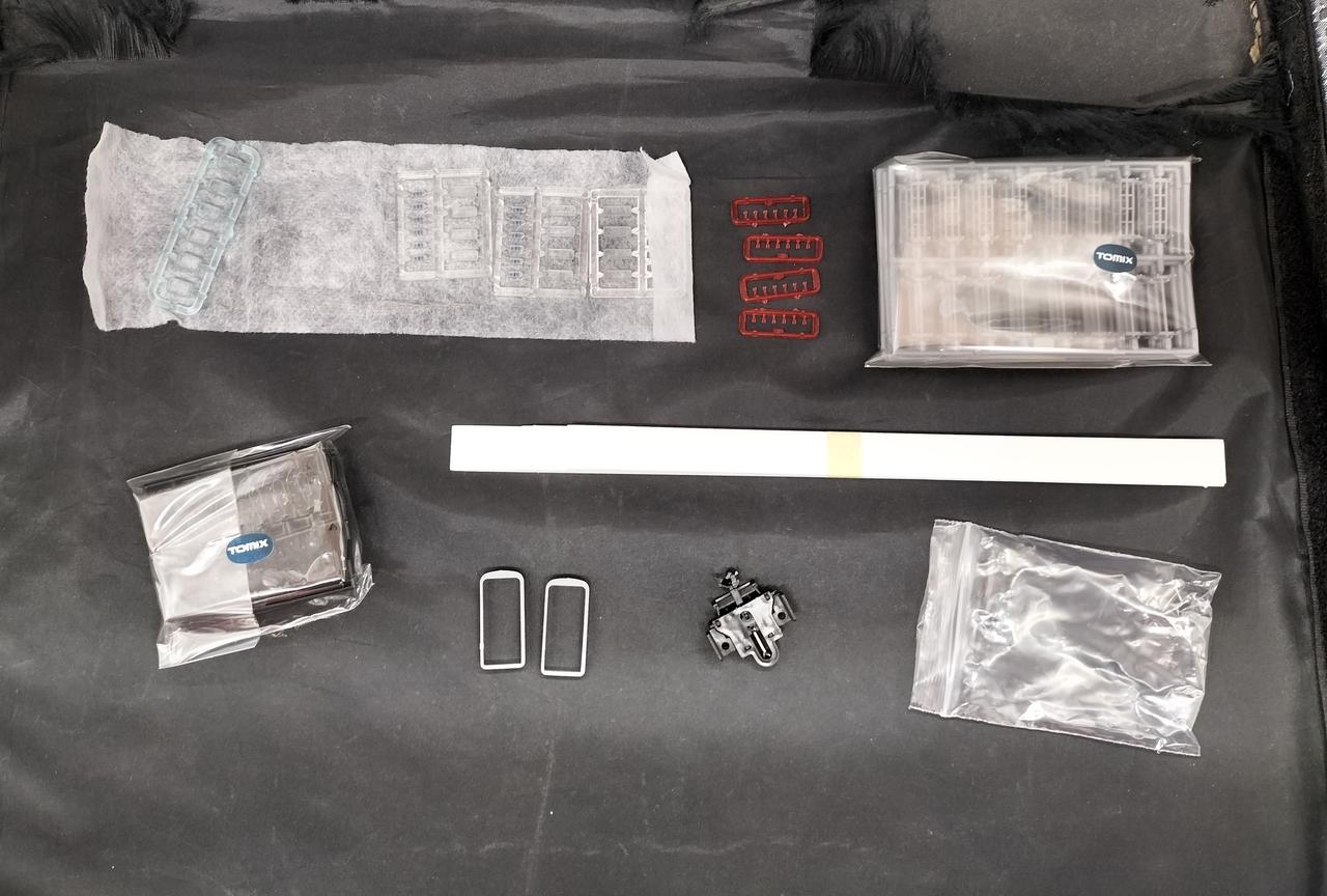 付属品揃ってます、幌1個多く入っています