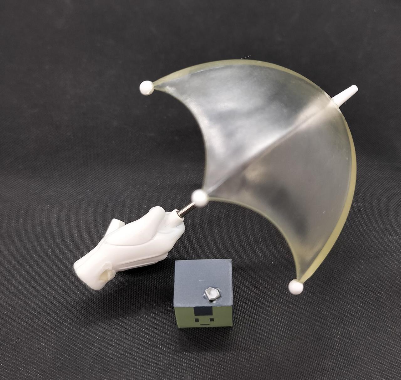 破損パーツです