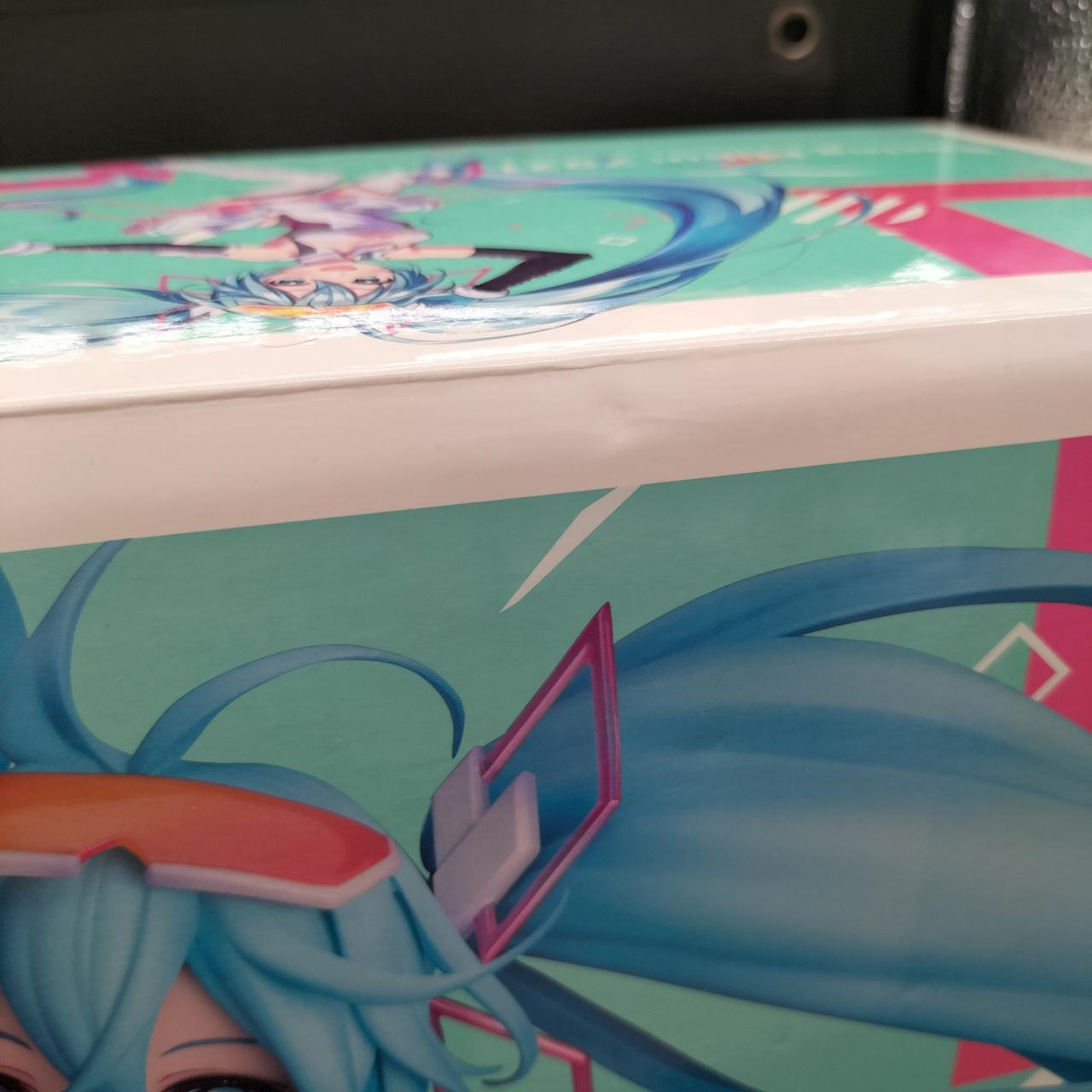 へこみあり