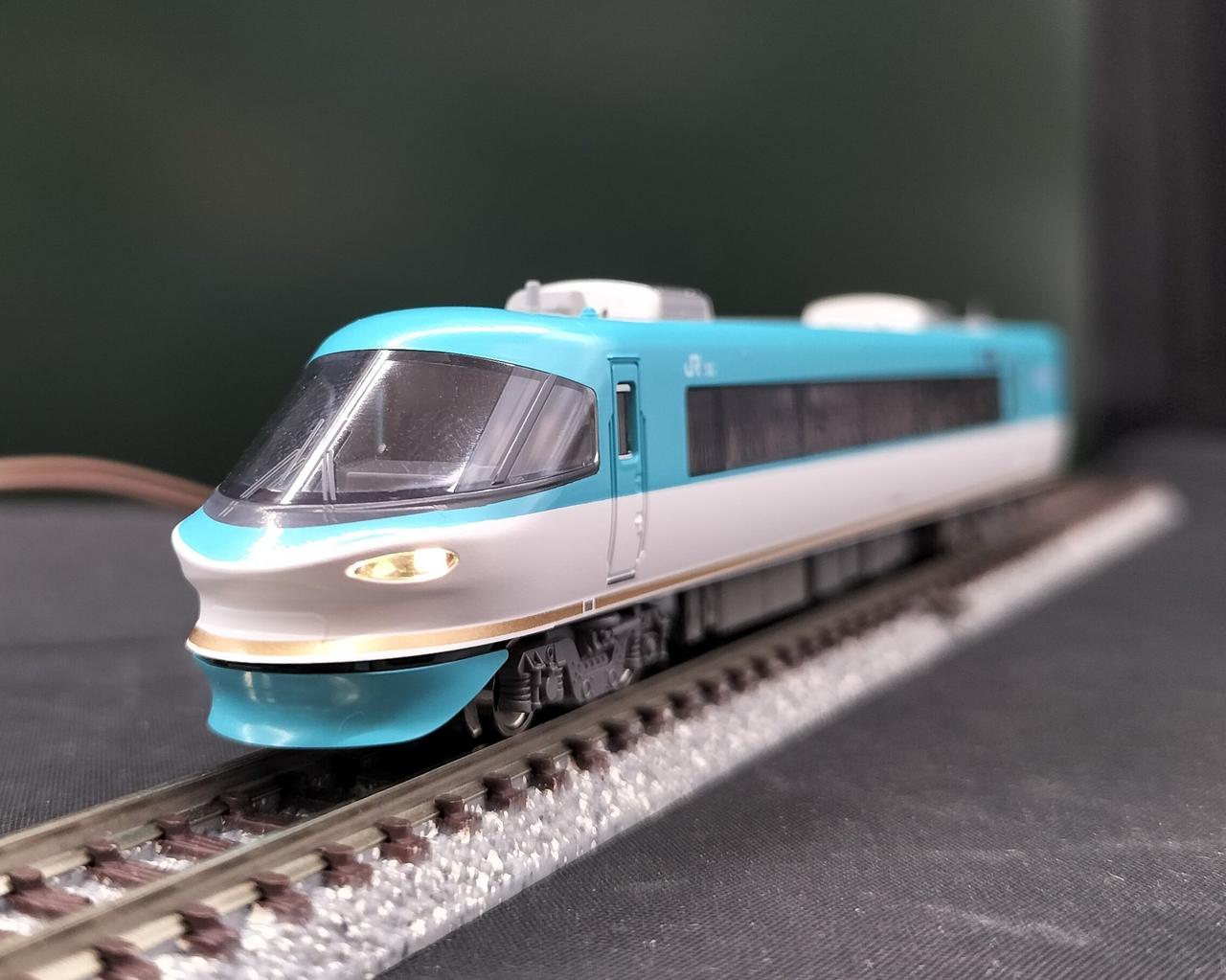 非貫通先頭車ライト、テールOK