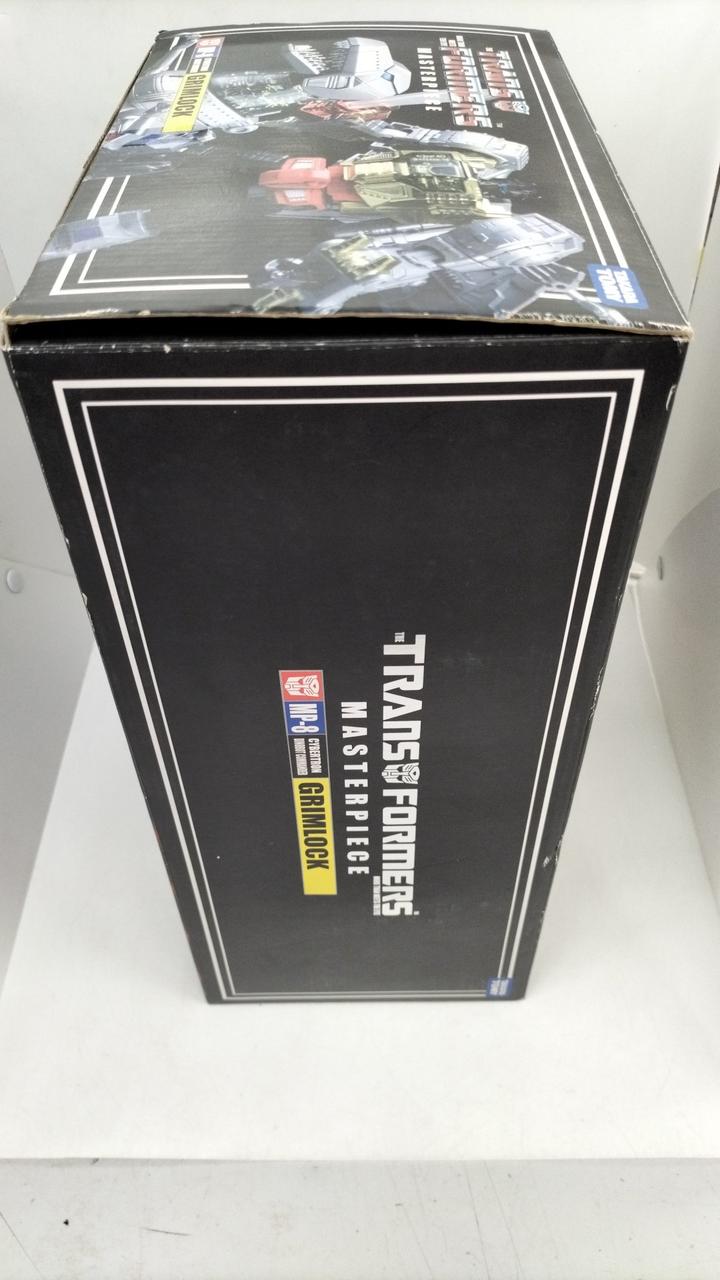 TAKARA TOMY 型番：MP-8 グリムロック