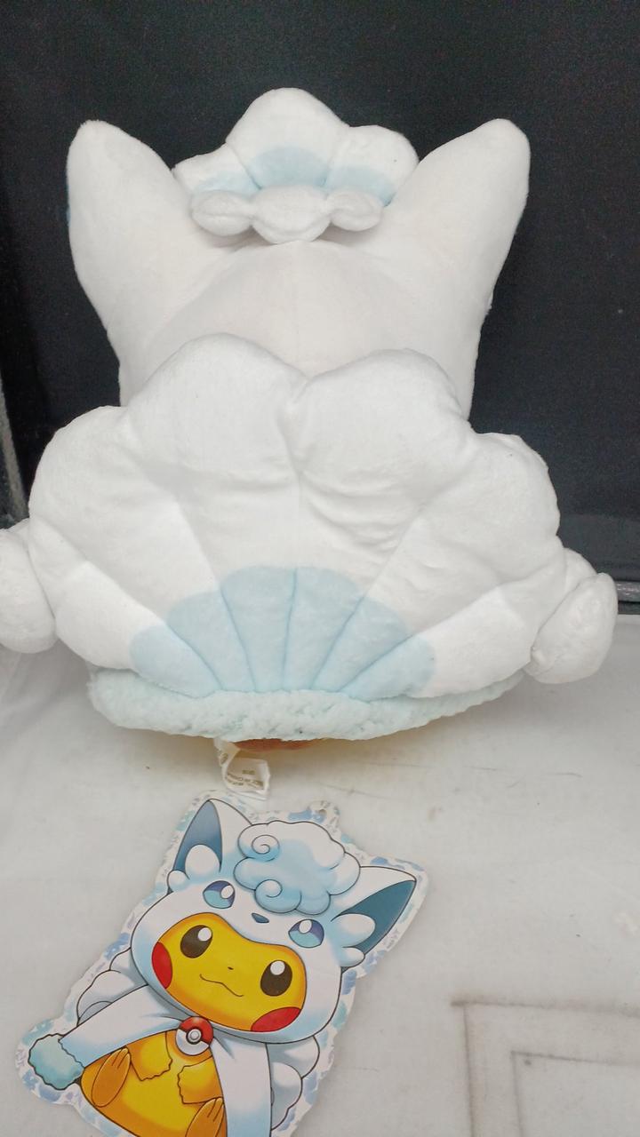 ポケモン★♥アローラロコンポンチョのピカチュウ♥★ぬいぐるみ★ポケモンセンター m44876324156_1.jpg?1725550982