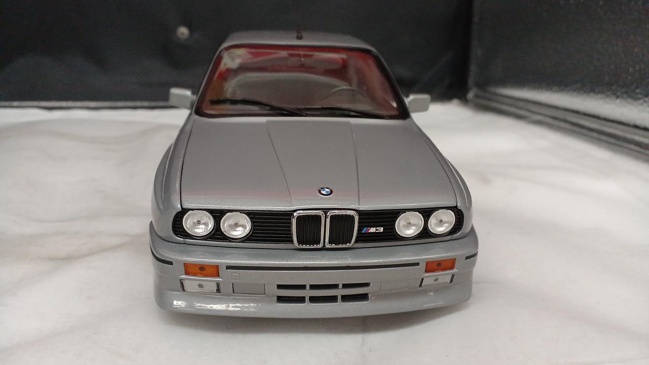 bmw m3 1/18 模型 51S8slyTNwL._UF894,1000_QL80_.jpg