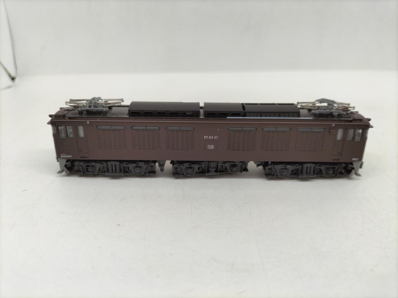 EF64 37