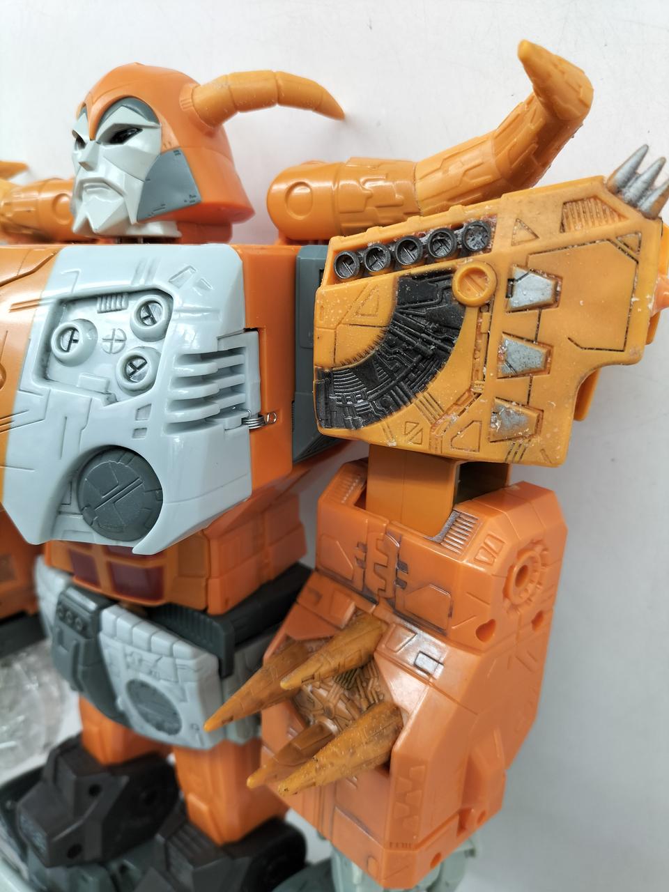 トイホビー限定 トランスフォーマー 星間帝王 ユニクロン2010エディション 71+zT-rPRaL._UF894,1000_QL80_.jpg