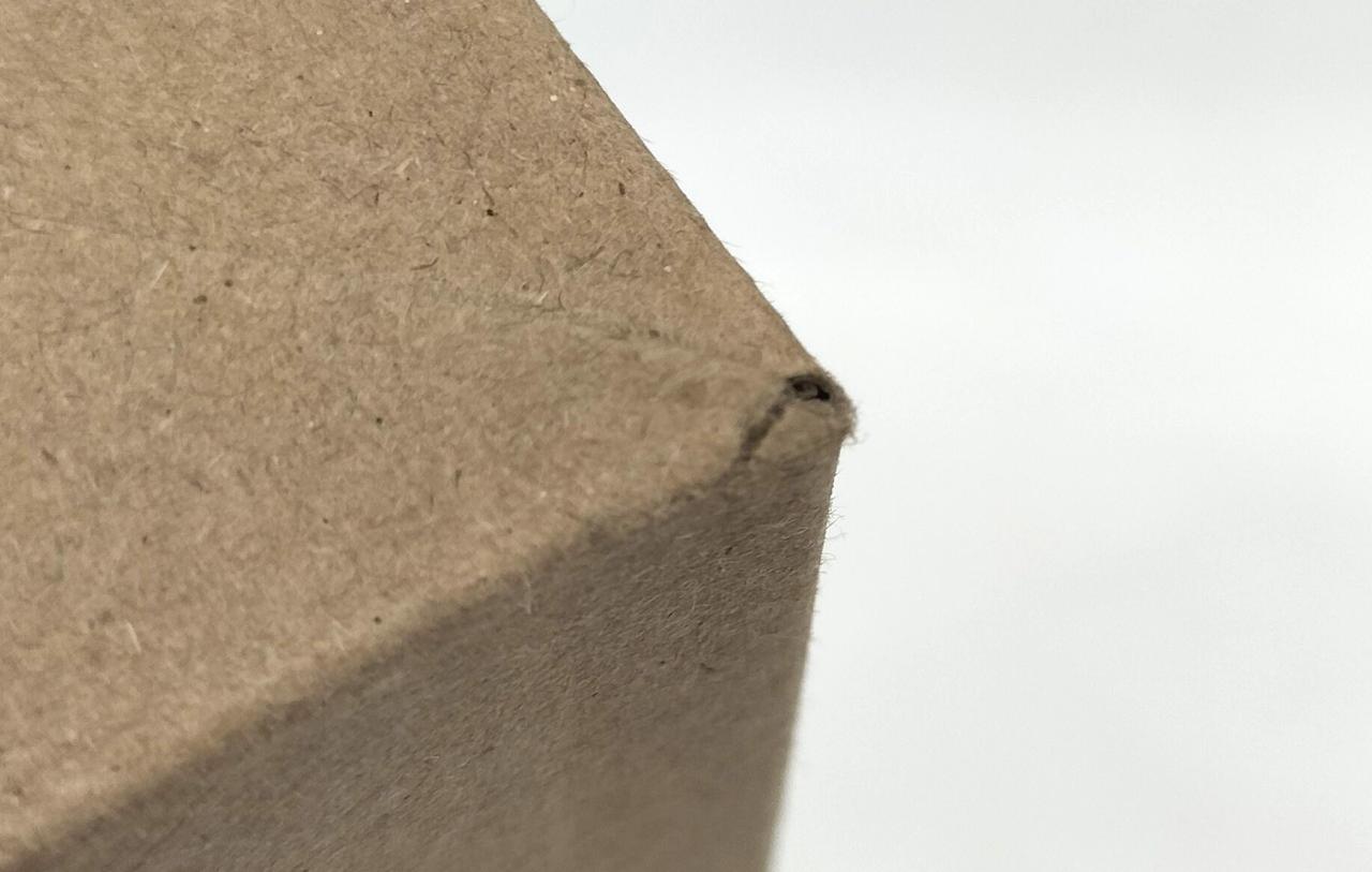 箱ダメージあり