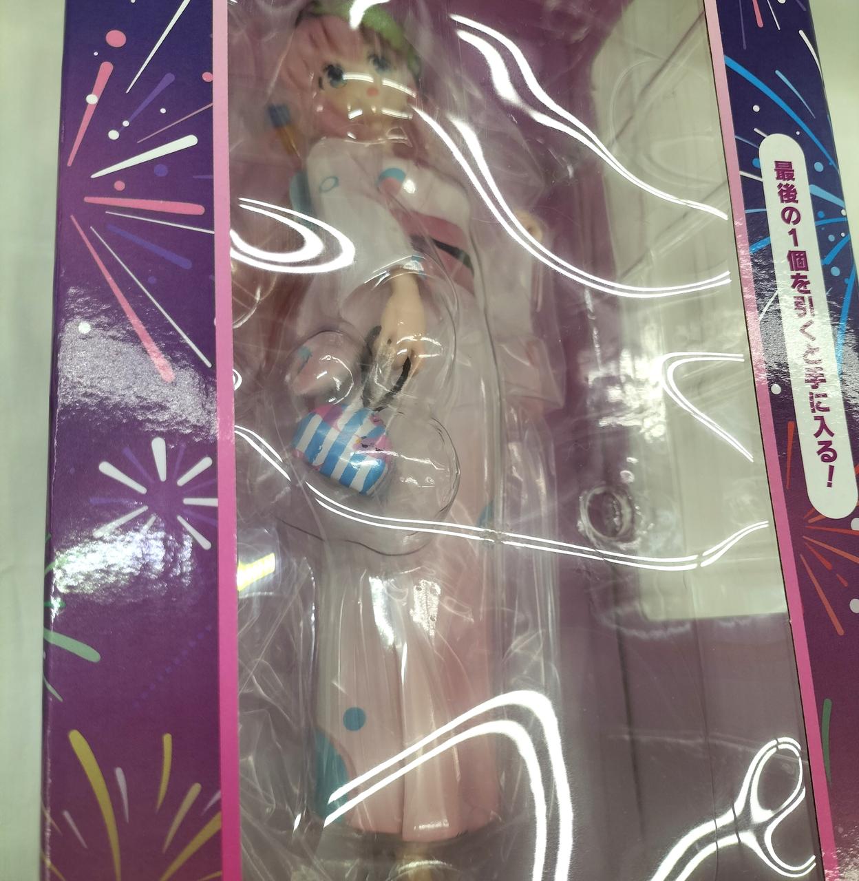 外箱プラスチック部分、一部汚れあり