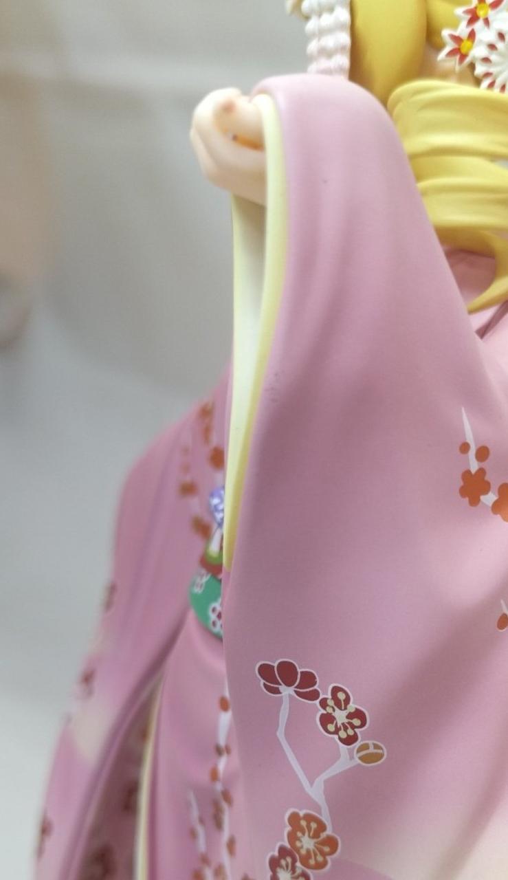 袖口に若干の汚れあり