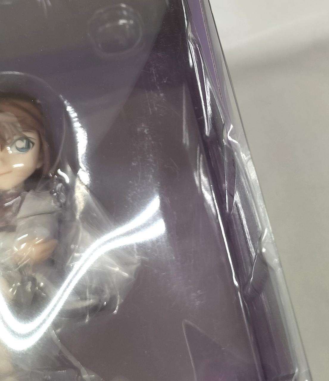 箱に傷みが見受けられます。