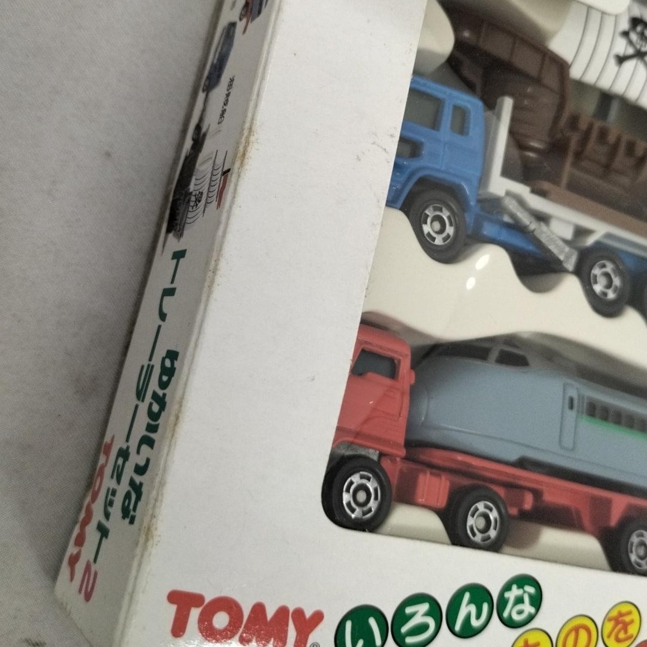 トミカ ゆかいなトレーラーセット 2 Amazon | トミカ ゆかいなトレーラーセット2 いろんなものをは