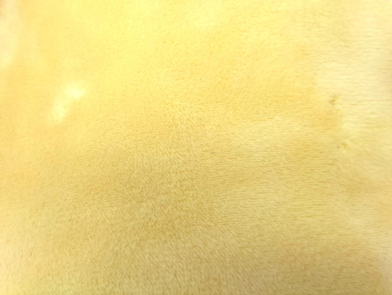 ほつれが見受けられます。