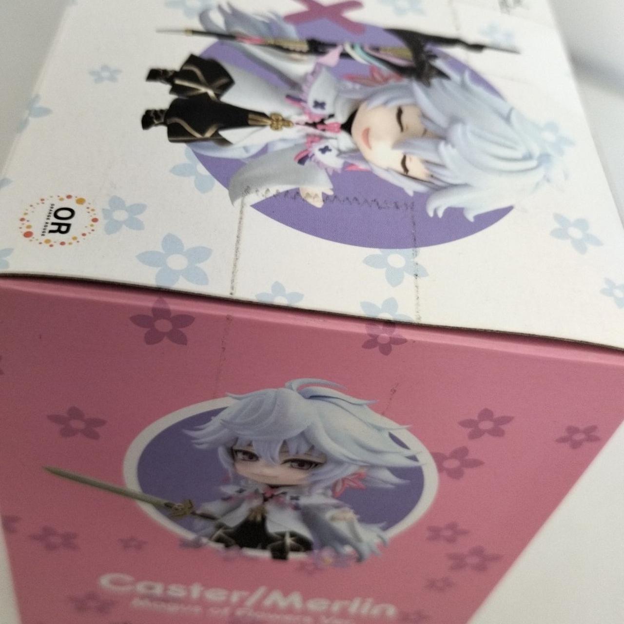 テープ跡、汚れが見受けられます。