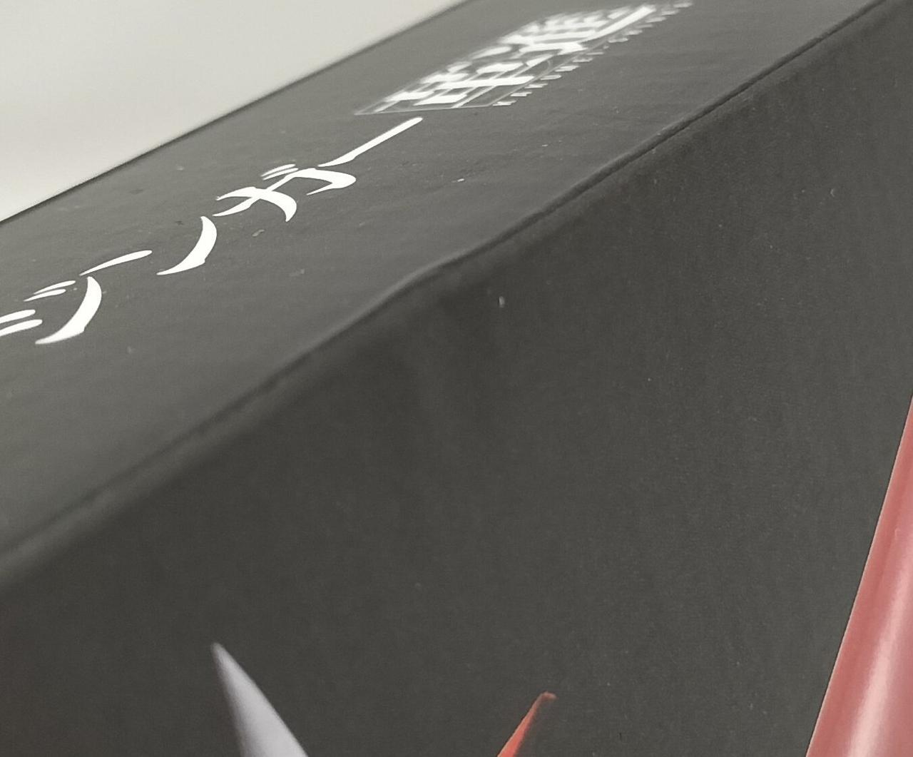 凹みが見受けられます。