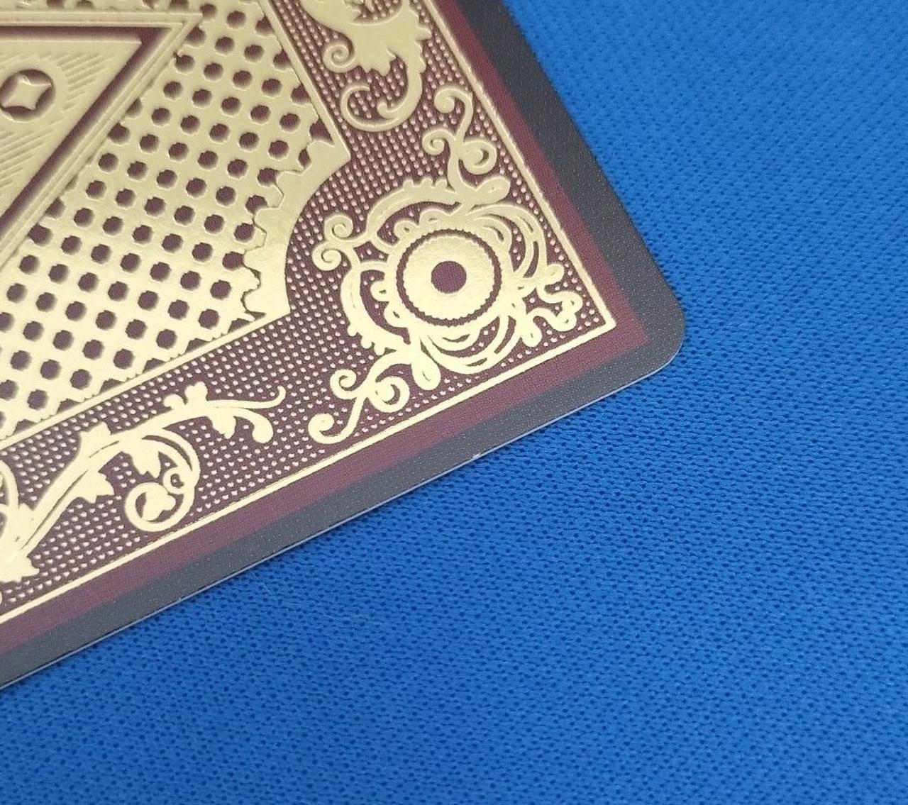 白欠けが見受けられます。