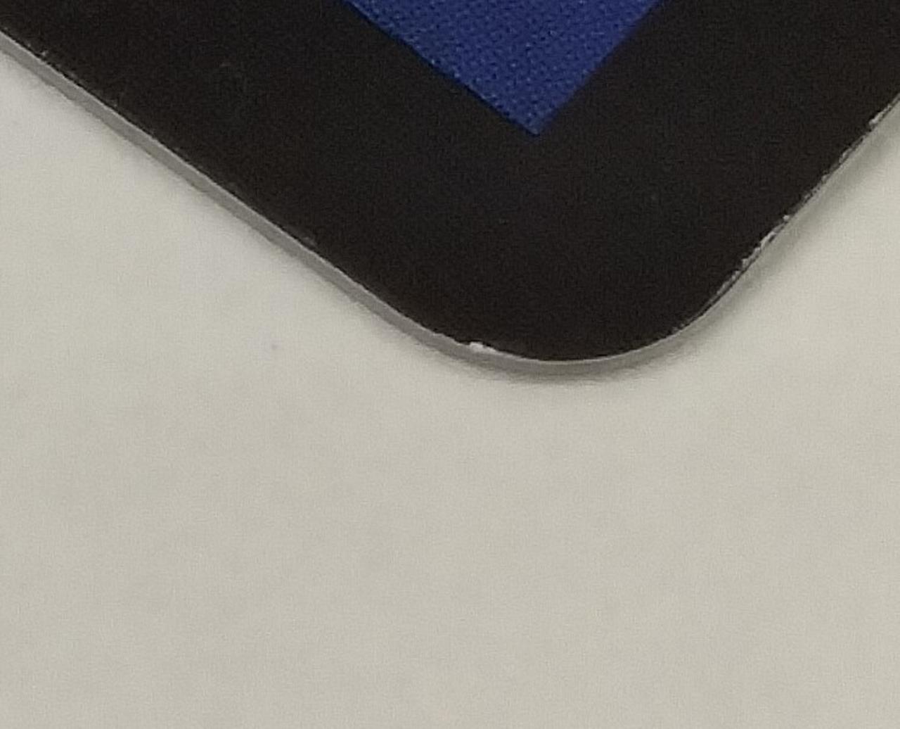 白欠けが見受けられます。