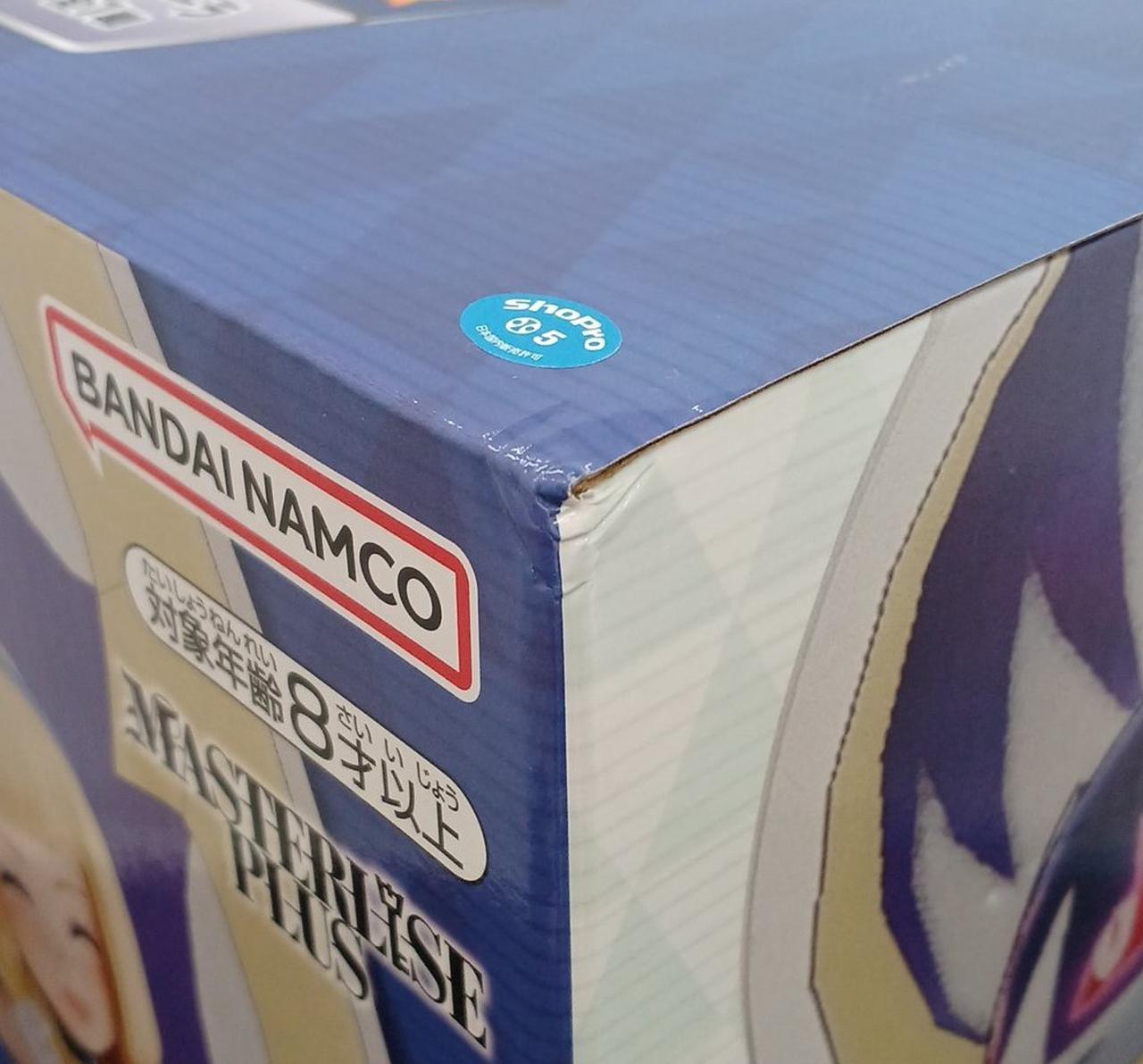 箱に歪みが見受けられます。