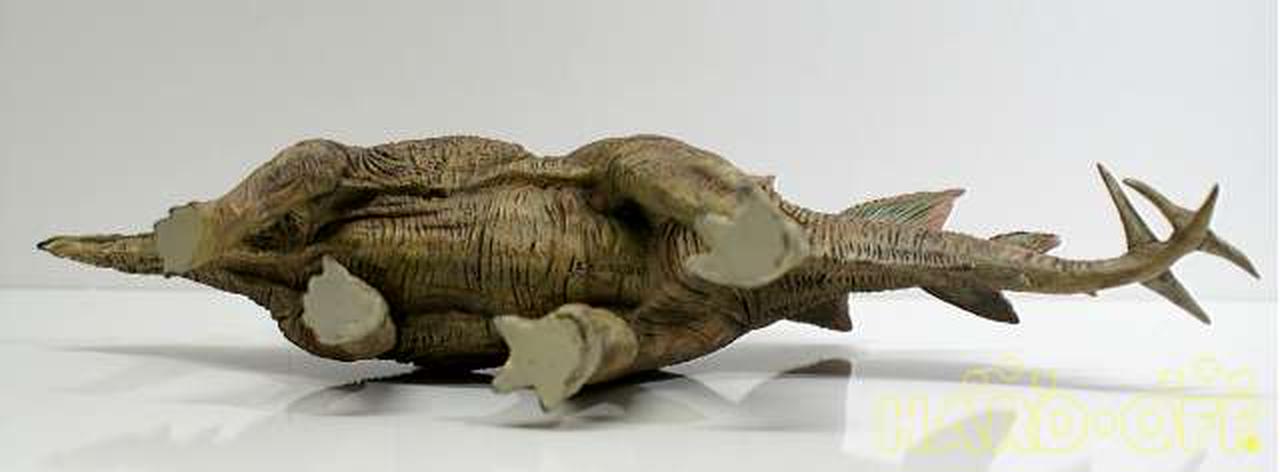 送料無料】 海洋堂 未組立 1/35ブロントサウルス - おもちゃ ...