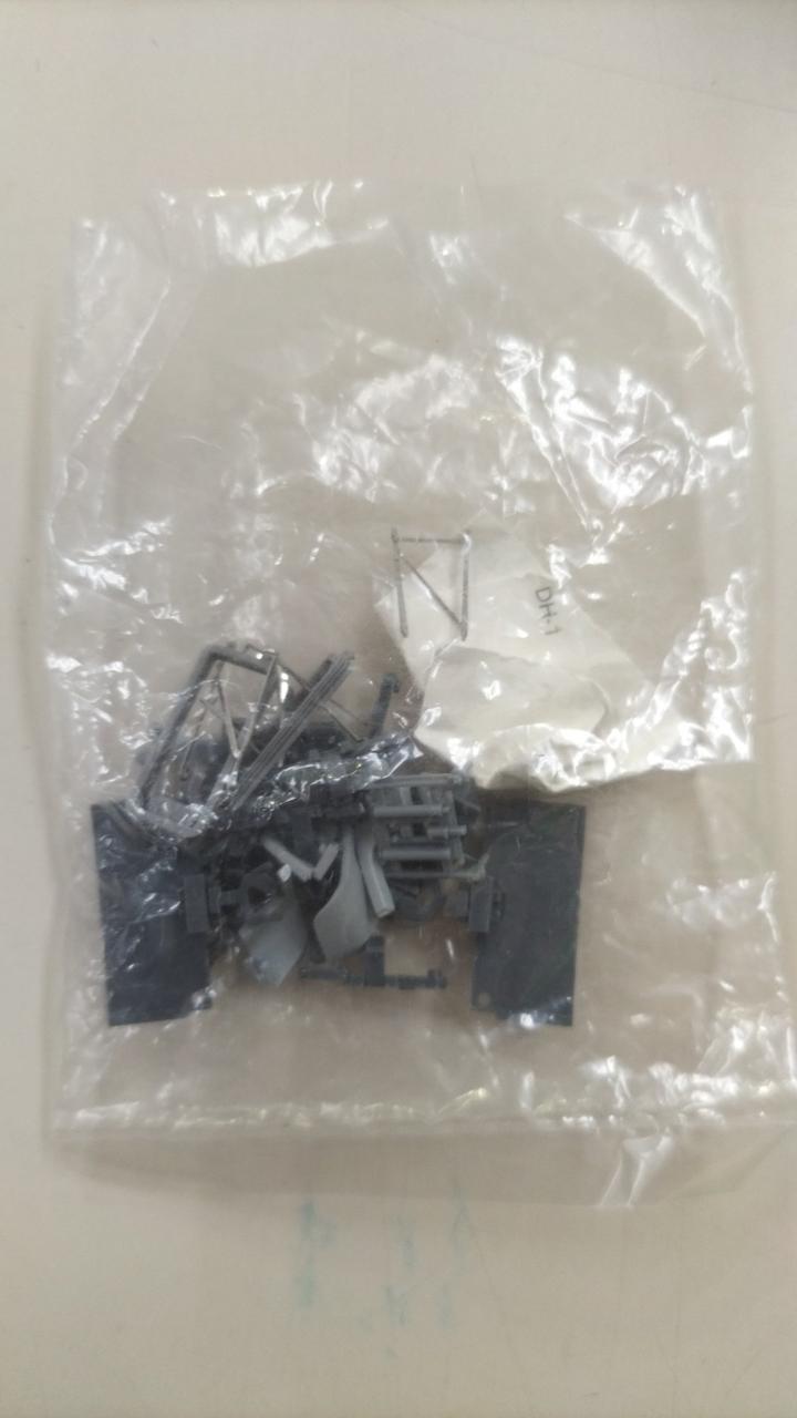 パンタグラフ、スカート破損