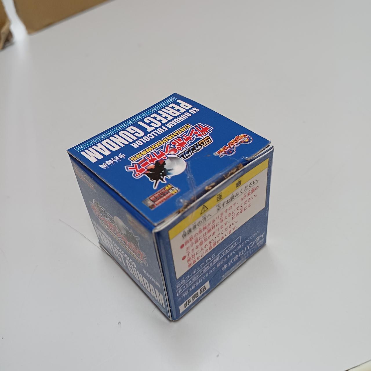 上部シールに汚れあり