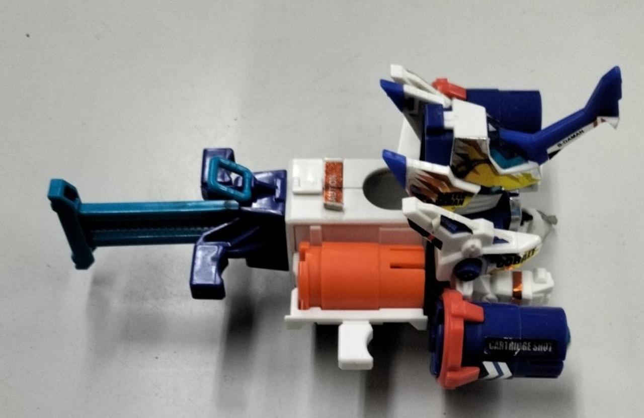 【未開封+α】バトルビーダマン　コバルトブラスター+オプションパーツ Yahoo!オークション -「バトルビーダマン コバルト」(プラモデル