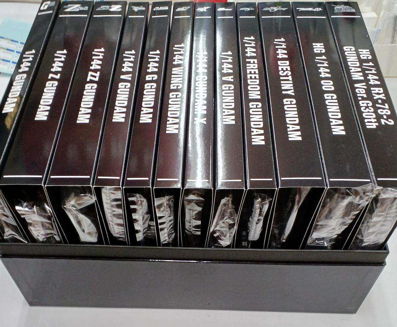 バンダイ|機動戦士ガンダム 30th ガンプラプレミアムBOX|HARDOFFオフ