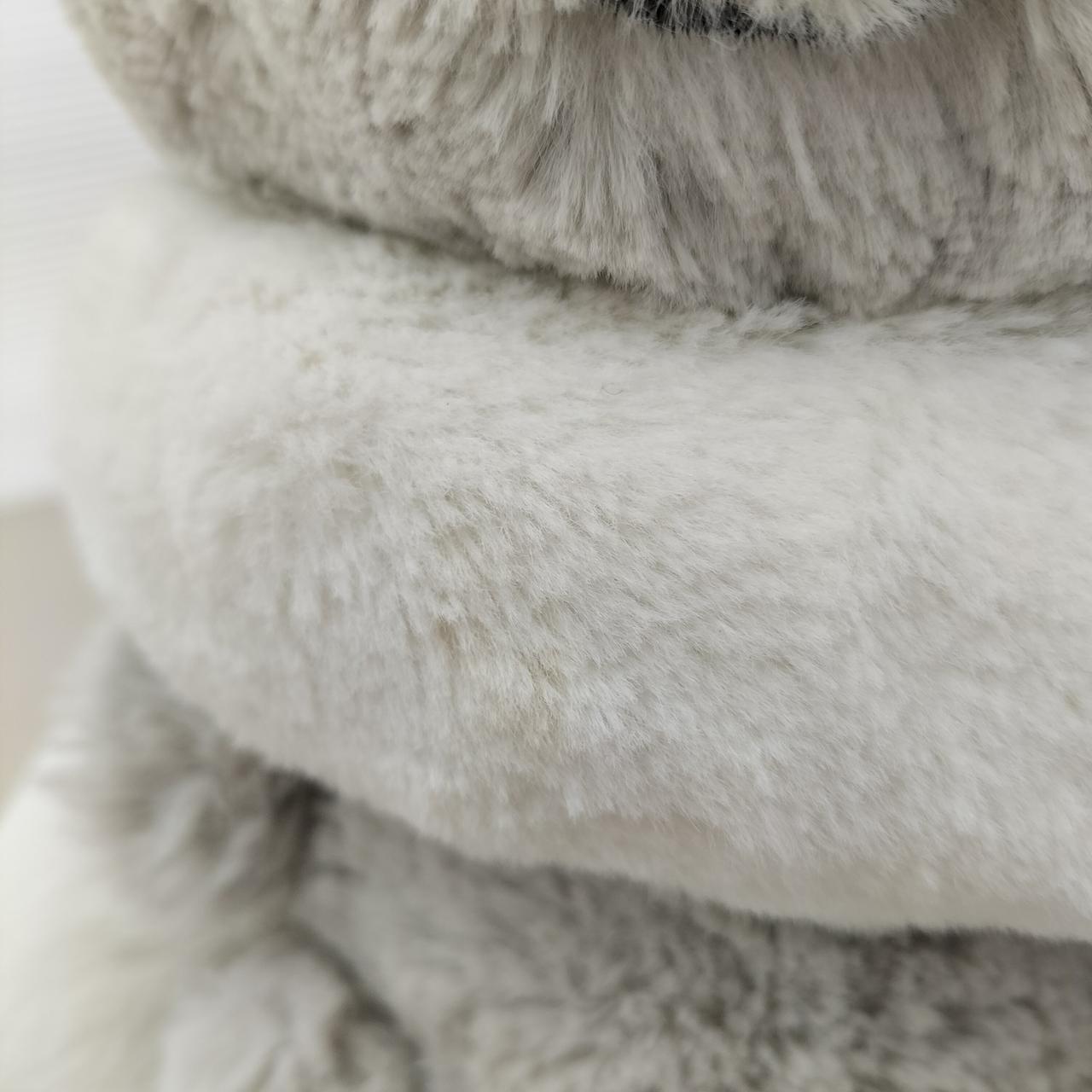 写真中央部分に汚れ有ります