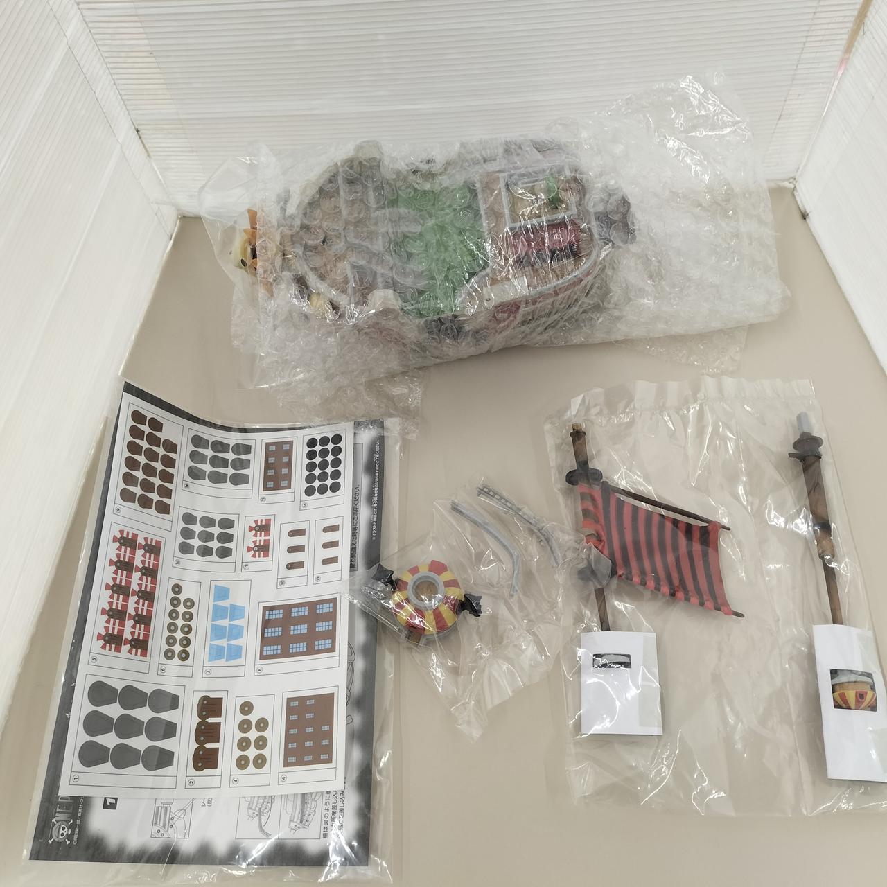 未組立の模様です