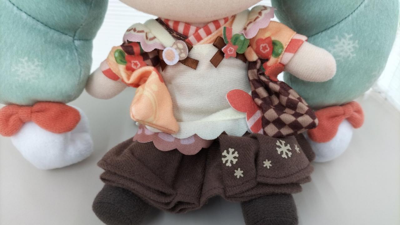 雪ミク 2024 gift ぬいぐるみ グッズ]雪ミクぬいぐるみ 冬のごちそうVer.｜SNOW MIKU 2024