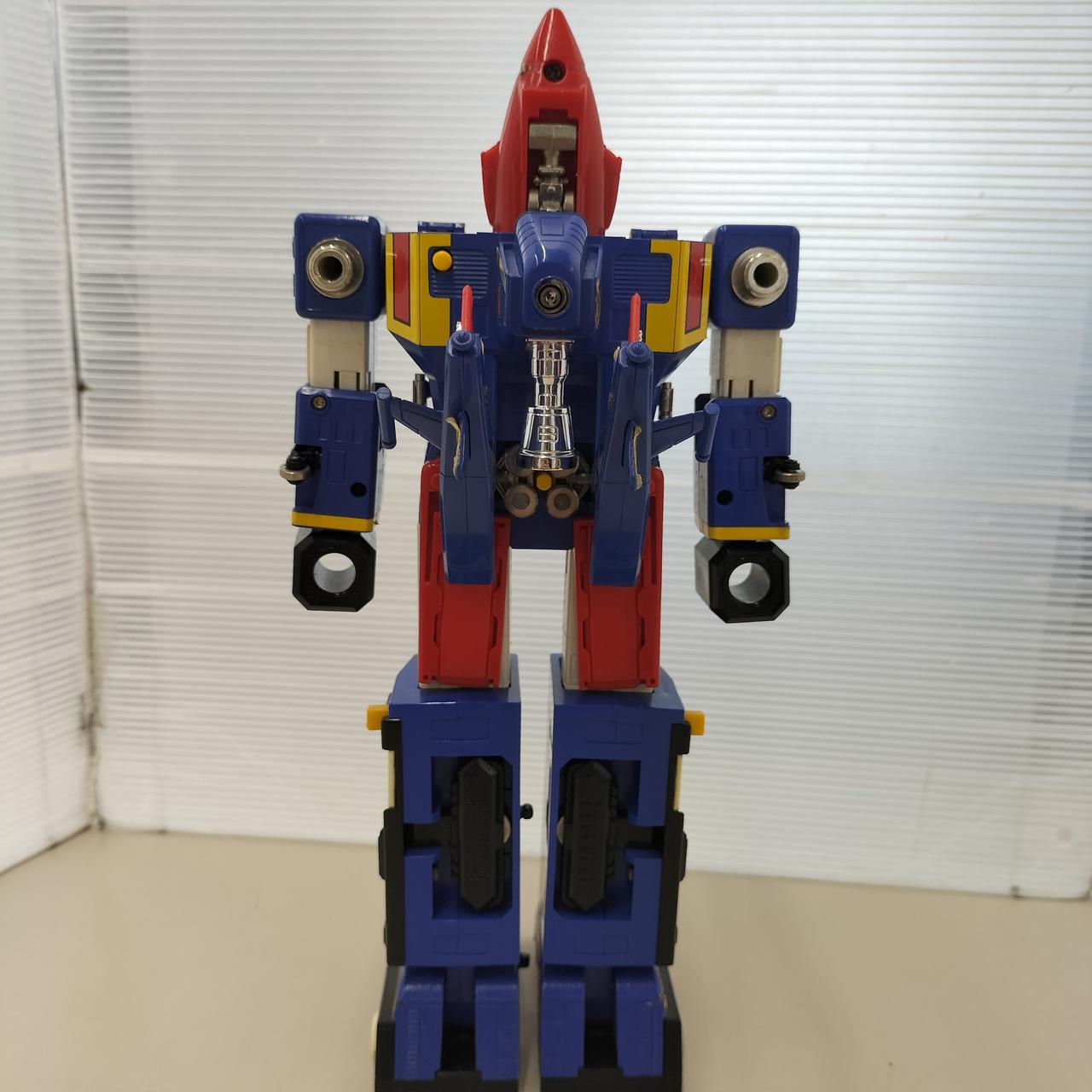 電撃戦隊チェンジマン　ラジオコントロール　チェンジロボ　新品未使用・送料込み 電撃戦隊チェンジマン ラジオコントロール チェンジロボ 新品未使用