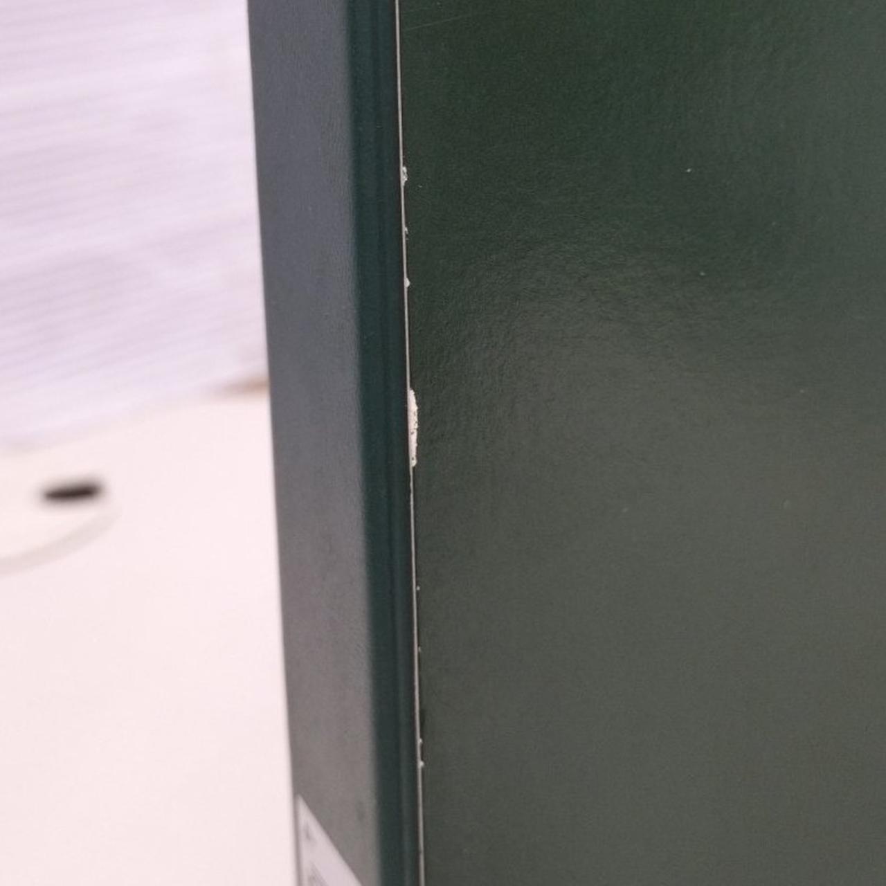 外箱イタミ部分②