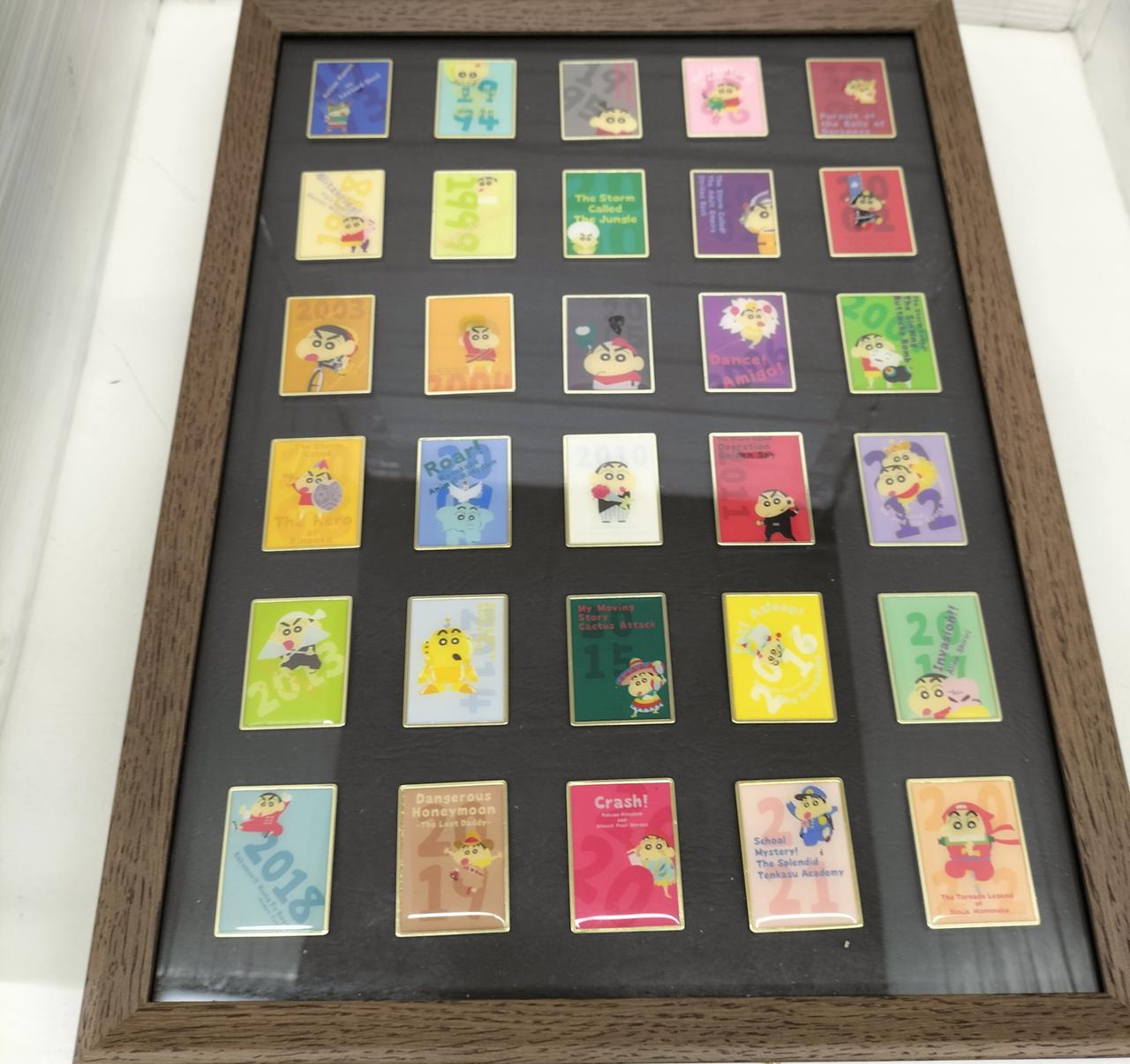 『映画クレヨンしんちゃん』30周年記念ピンズセット