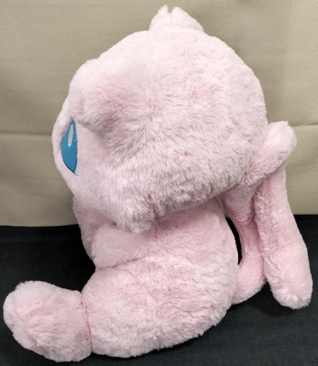 ポケモンセンター おっきいふわふわぬいぐるみ ミュウ　3体セット ポケモンセンター おっきいふわふわぬいぐるみ ミュウ 3体セット
