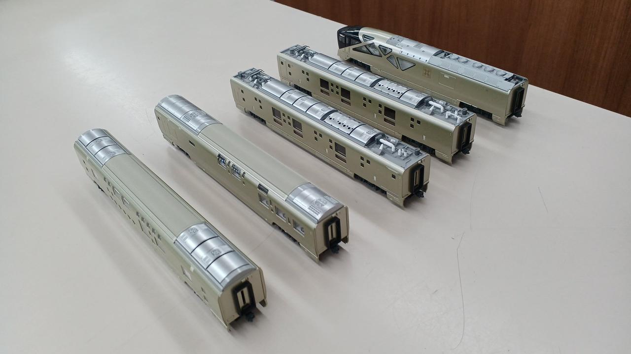 カトー(KATO)|E001形 TRAIN SUITE 四季島 10両セット|HARDOFF