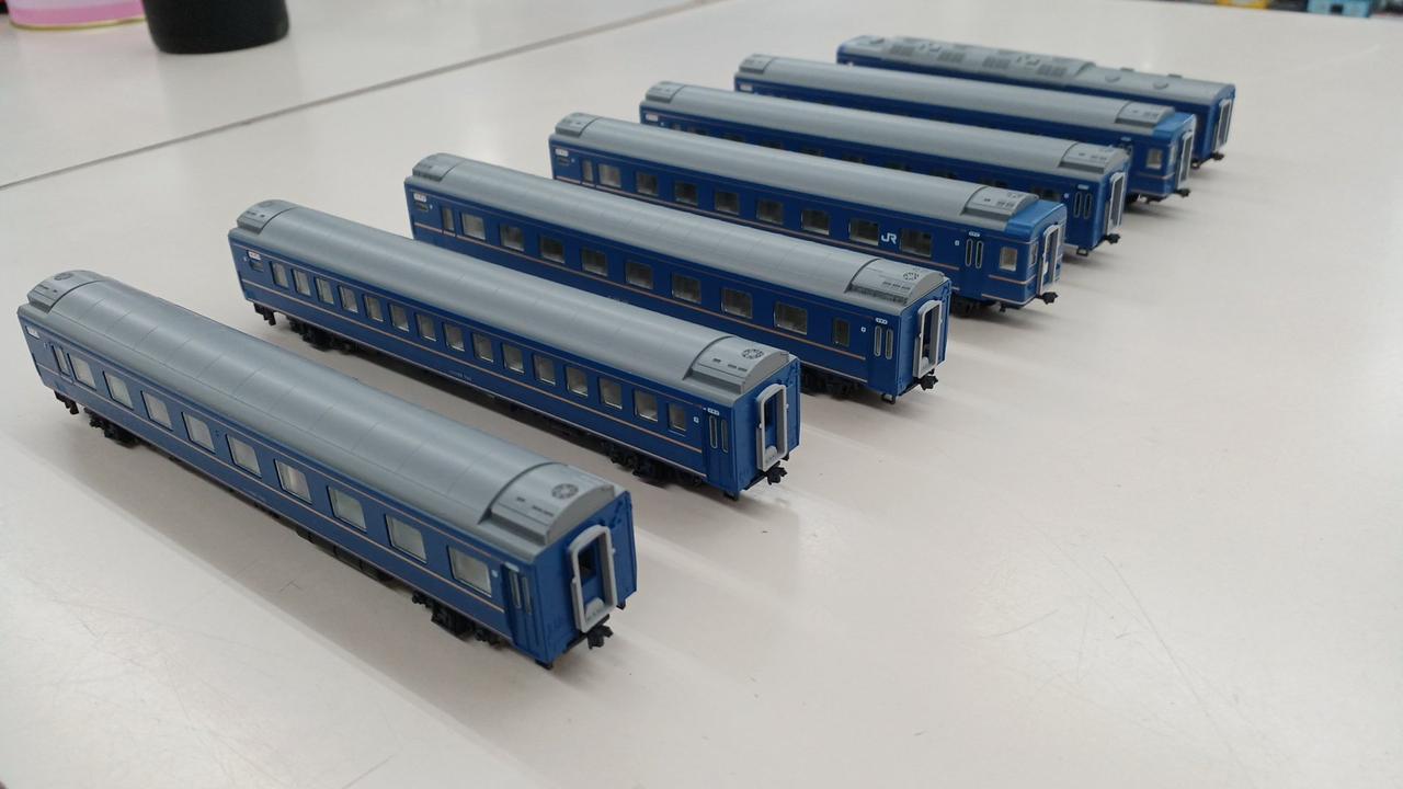 カトー(KATO)|24系 寝台特急 あさかぜ（金帯）|HARDOFFオフ