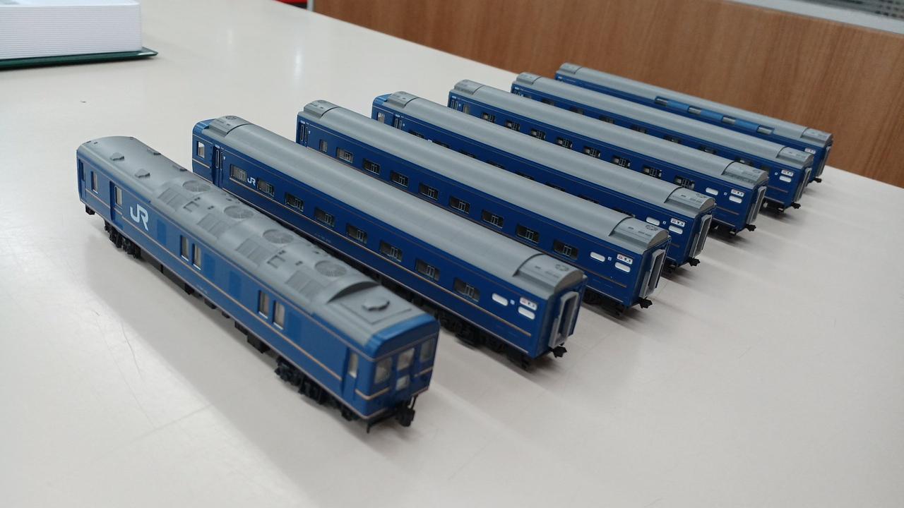 (未使用･未開封品)KATO Nゲージ 24系 寝台特急 あさかぜ 金帯 増結 8両セット 10-1178 鉄道模型 客車 Amazon | KATO Nゲージ 24系 寝台特急 あさかぜ 金帯 増結 8両
